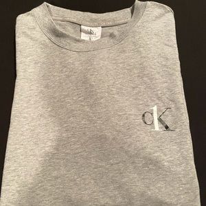 Used Calvin Klein Long Sleeve